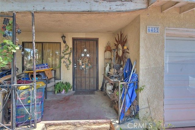 645 N Maple Avenue, Fontana CA: https://media.crmls.org/medias/f96e7683-a65a-4e91-bda8-31c440d5c5ac.jpg