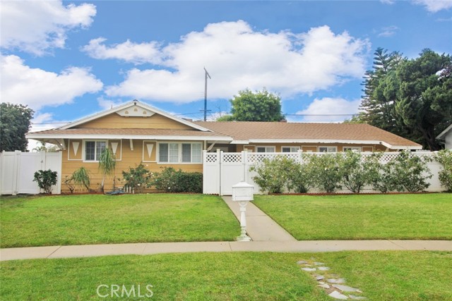 Photo of 9933 Delco Avenue, Chatsworth, CA 91311