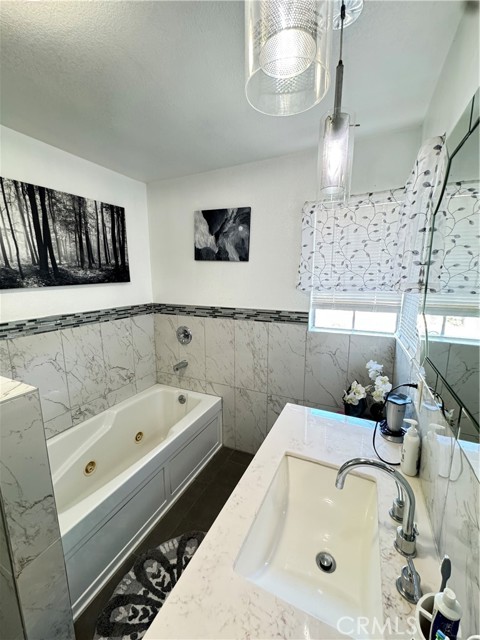 475 Whitney Avenue, Vallejo CA: https://media.crmls.org/medias/f96fb20e-43da-4e8b-bcf7-5355e72b9091.jpg