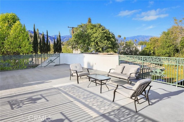 515 W Le Roy Avenue, Arcadia CA: https://media.crmls.org/medias/f96ff1af-47b8-41c8-97fc-f0ec081634cd.jpg