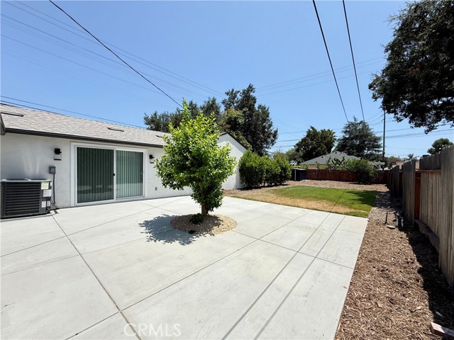 352 E Newman Avenue, Arcadia CA: https://media.crmls.org/medias/f9701d8b-b978-4916-a666-c01257312f26.jpg