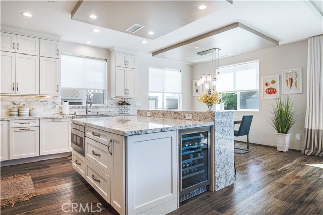 2206 Warfield Avenue, Redondo Beach, California 90278, 4 Bedrooms Bedrooms, ,3 BathroomsBathrooms,Residential,Sold,Warfield,SB22060456