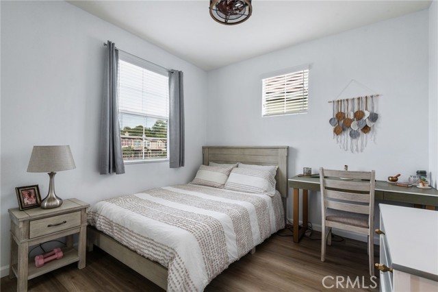 Detail Gallery Image 23 of 38 For 27563 Weeping Willow Dr, Valencia,  CA 91354 - 4 Beds | 2/1 Baths