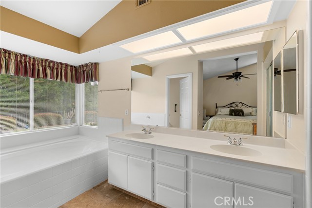 Detail Gallery Image 17 of 44 For 1312 Stonebrook Dr, Lompoc,  CA 93436 - 3 Beds | 2 Baths