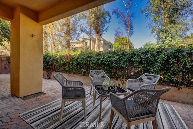 2719 Dietrich Drive, Tustin CA: https://media.crmls.org/medias/f97245d8-af27-4be8-8180-99f9129fce08.jpg