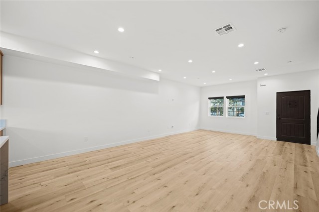 Detail Gallery Image 25 of 29 For 6747 Pickering #B,  Whittier,  CA 90601 - 3 Beds | 2/1 Baths