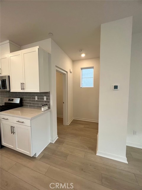 Detail Gallery Image 9 of 53 For 4490 S Bryant Paseo, Ontario,  CA 91762 - 4 Beds | 3/1 Baths