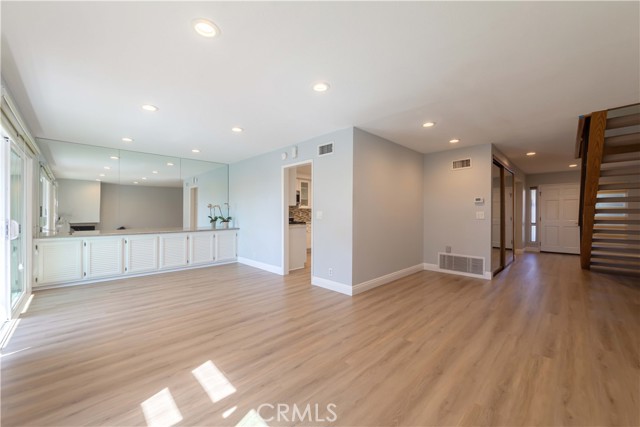 8629 Buena Tierra Place, Buena Park CA: https://media.crmls.org/medias/f9729d4f-b99c-4316-a81c-32fd872c7093.jpg