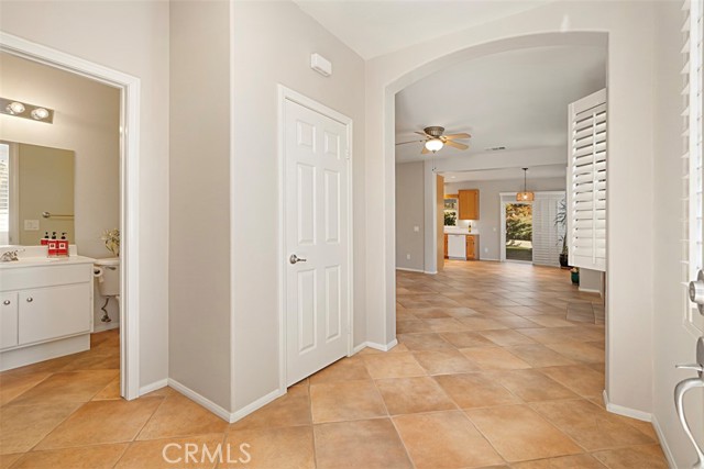 Detail Gallery Image 5 of 51 For 28514 Oasis View Cir, Menifee,  CA 92584 - 2 Beds | 2 Baths