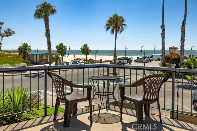 Front Image Thumbnail for CROC25273832