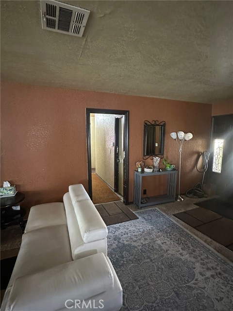 829 Foxworth Avenue, La Puente CA: https://media.crmls.org/medias/f973d97c-d147-4dae-9749-1498f13334ed.jpg