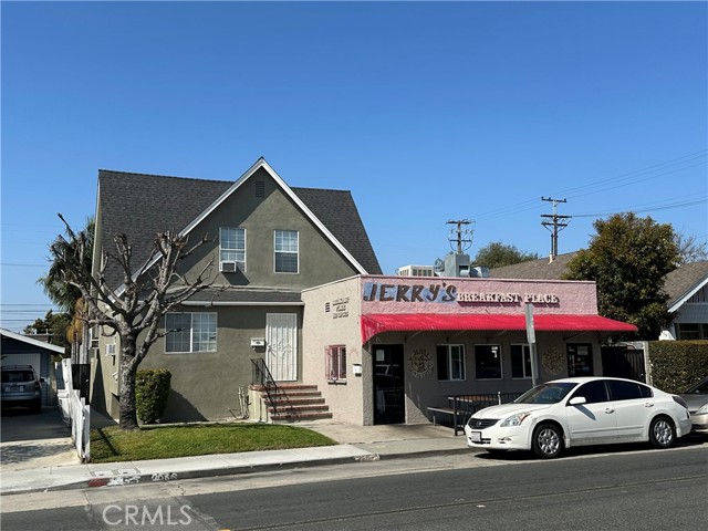 1535 4th Street, Long Beach, California 90802, ,Multi-Family,For Sale,4th,PW24080313
