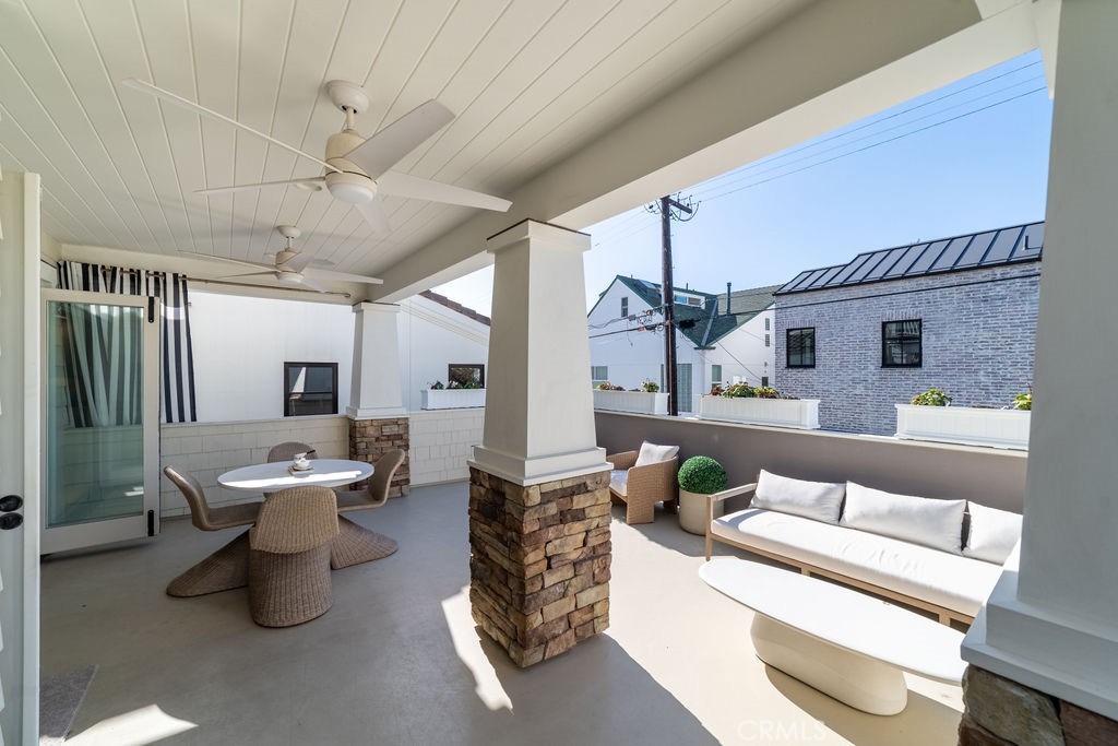 MLS #OC25225888 image #23