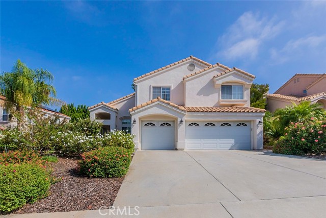 Detail Gallery Image 1 of 1 For 8 Bella Lucia, Lake Elsinore,  CA 92532 - 5 Beds | 3 Baths