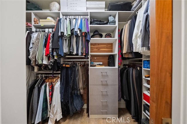 40070 Corte Fortuna, Murrieta CA: https://media.crmls.org/medias/f975887b-bff1-471b-9caf-3ca4e3c13c3e.jpg
