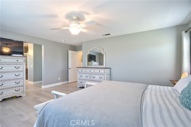 Detail Gallery Image 25 of 51 For 39883 S Creek Cir, Murrieta,  CA 92563 - 5 Beds | 3/1 Baths