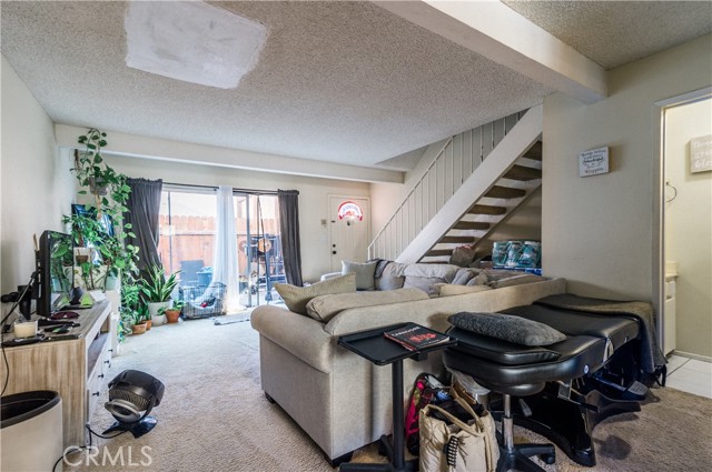 Detail Gallery Image 7 of 24 For 719 N Eucalyptus Ave 9c,  Inglewood,  CA 90302 - 2 Beds | 1/1 Baths