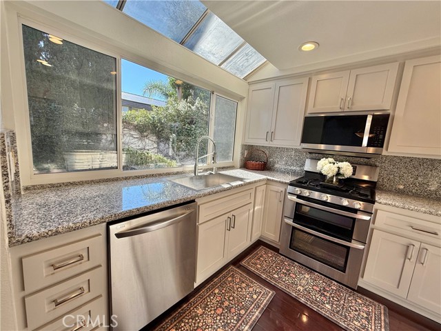 Detail Gallery Image 25 of 69 For 19624 Crystal Hills, Porter Ranch,  CA 91326 - 3 Beds | 3 Baths