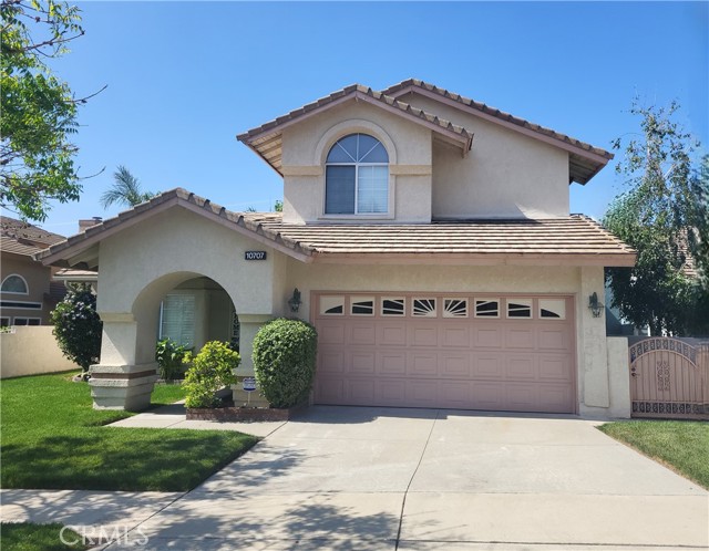 Detail Gallery Image 1 of 1 For 10707 Champagne Rd, Alta Loma,  CA 91737 - 4 Beds | 3 Baths