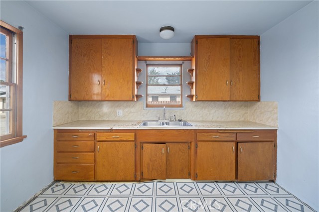 713 Michigan Avenue, Beaumont CA: https://media.crmls.org/medias/f9798b96-2ef2-4e94-8734-e8e716503d02.jpg