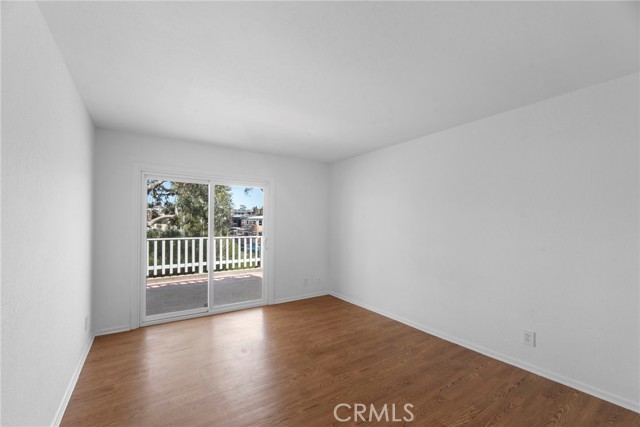 920 Loma Drive, Hermosa Beach, California 90254, 3 Bedrooms Bedrooms, ,2 BathroomsBathrooms,Residential,Sold,Loma,SB24127387