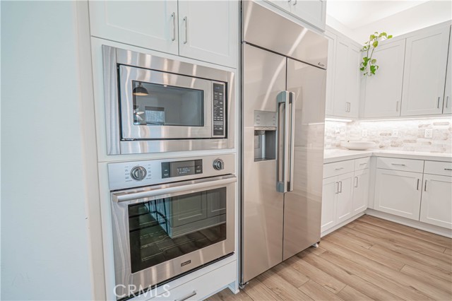 Detail Gallery Image 9 of 58 For 29768 Camino La Perdiz, Valencia,  CA 91354 - 5 Beds | 5 Baths