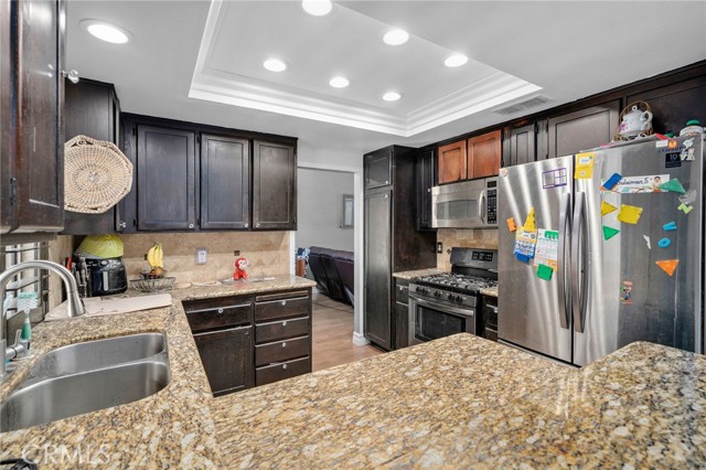 Detail Gallery Image 11 of 40 For 650 Rock Vista Dr, Corona,  CA 92879 - 3 Beds | 2/1 Baths