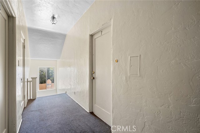 Detail Gallery Image 2 of 16 For 200 E Lomita Ave #7,  Glendale,  CA 91204 - 1 Beds | 1 Baths
