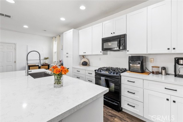 35729 Sundew Lane, Murrieta CA: https://media.crmls.org/medias/f97b1adf-3b68-4eb4-b647-eec14fcfddf4.jpg