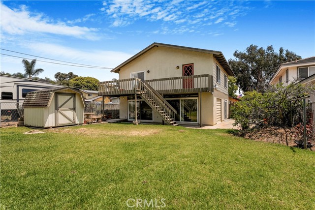 1300 Oak Avenue, Carlsbad CA: https://media.crmls.org/medias/f97d7857-6d27-4029-b89a-f01a7b5a7f0c.jpg