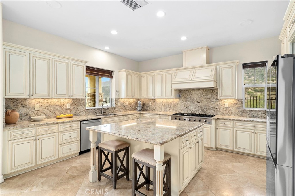 MLS #PW25263407 image #3