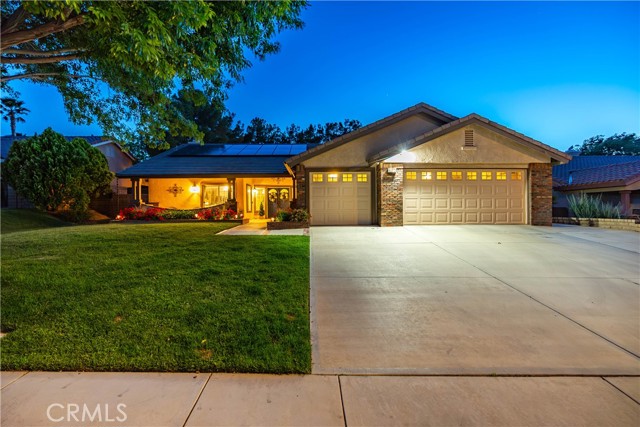 Detail Gallery Image 3 of 56 For 42311 Camden Way, Lancaster,  CA 93536 - 4 Beds | 2 Baths