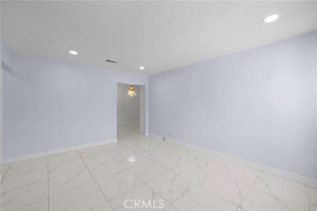 Detail Gallery Image 10 of 66 For 14712 Newland St, Midway City,  CA 92655 - 8 Beds | 6 Baths