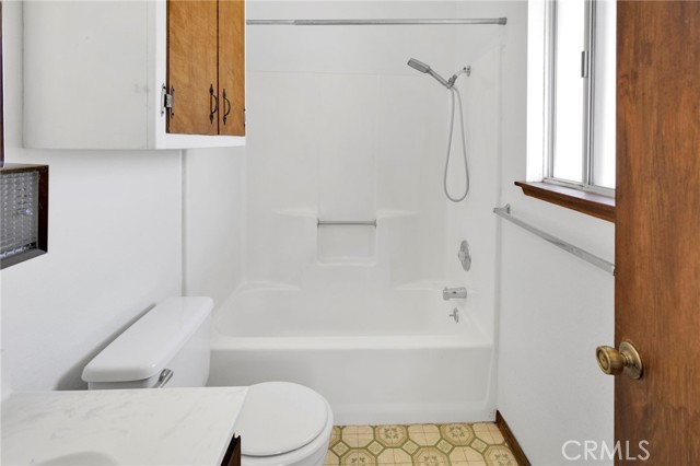 Detail Gallery Image 25 of 34 For 16463 Solvang Ave, Victorville,  CA 92394 - 3 Beds | 2 Baths