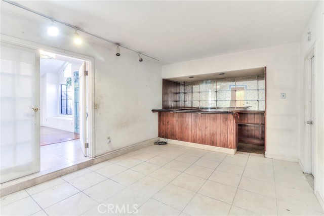 Detail Gallery Image 13 of 23 For 905 Brighton Way, Montebello,  CA 90640 - 5 Beds | 3 Baths