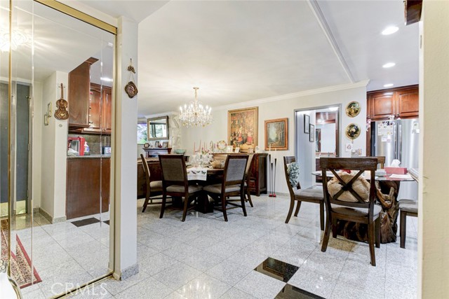 Detail Gallery Image 11 of 35 For 1401 Valley View #206,  Glendale,  CA 91202 - 2 Beds | 2 Baths