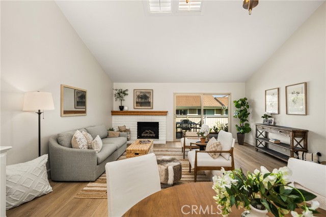 Detail Gallery Image 23 of 66 For 16 Driftwood #24,  Irvine,  CA 92604 - 2 Beds | 2 Baths