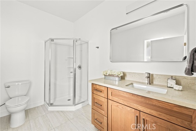 Detail Gallery Image 7 of 14 For 5333 Monte Vista St #5335 1/2,  Highland Park,  CA 90042 - 1 Beds | 1 Baths