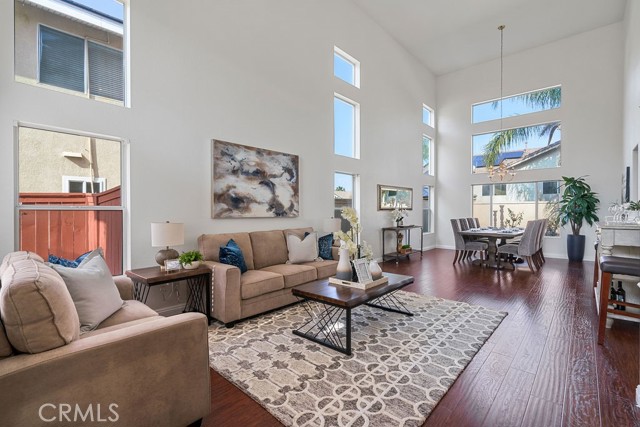 Detail Gallery Image 1 of 1 For 4 Villa Scencero, Lake Elsinore,  CA 92532 - 5 Beds | 2/1 Baths