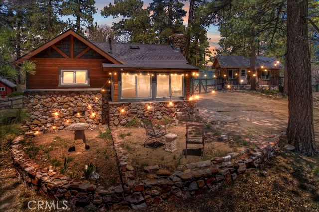 Detail Gallery Image 1 of 59 For 746 Talmadge Rd, Big Bear Lake,  CA 92315 - 3 Beds | 2/1 Baths