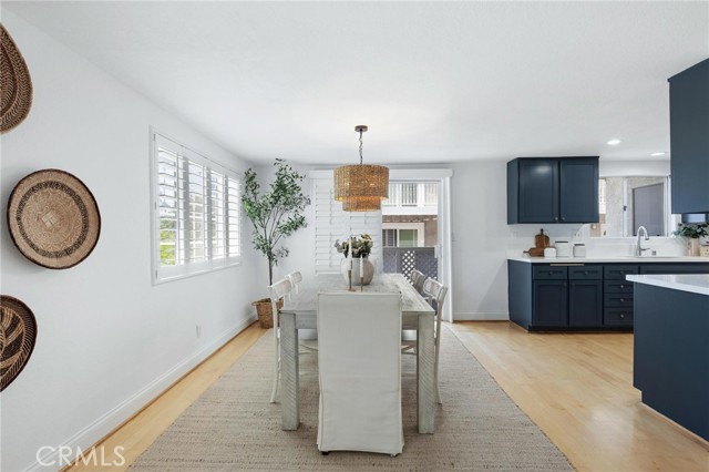 Detail Gallery Image 8 of 36 For 1421 12th St #1,  Manhattan Beach,  CA 90266 - 2 Beds | 2/1 Baths