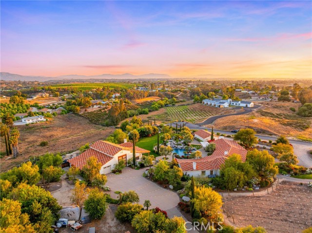 Detail Gallery Image 1 of 74 For 39190 Corte Venture, Temecula,  CA 92592 - 6 Beds | 5/1 Baths