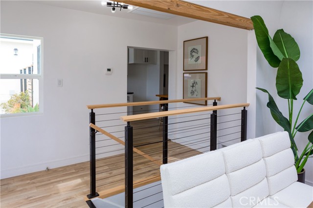 5106 O Sullivan Drive, Los Angeles CA: https://media.crmls.org/medias/f9838c66-257e-4b0b-889e-d9a2f1ff4f74.jpg