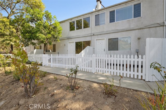 3709 Las Flores Canyon Road, Malibu CA: https://media.crmls.org/medias/f9839c3c-facb-41b9-b239-1315c47cac7d.jpg