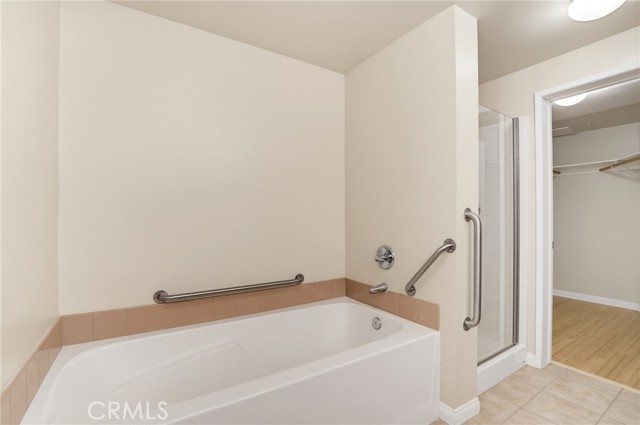 2742 Cabrillo Avenue, 212 photo 17