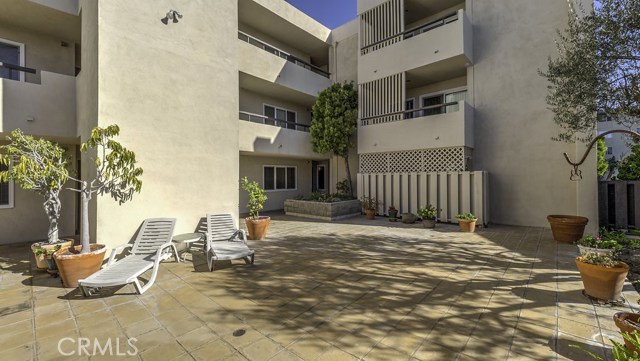 1201 Catalina Avenue, Redondo Beach, California 90277, 2 Bedrooms Bedrooms, ,2 BathroomsBathrooms,Residential,Sold,Catalina,SB17024570