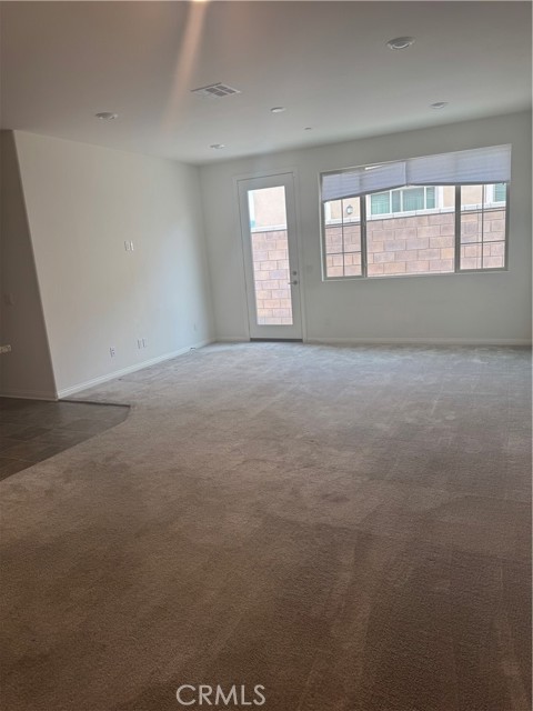 Detail Gallery Image 2 of 20 For 16508 Monteviejo St, Fontana,  CA 92336 - 4 Beds | 3 Baths