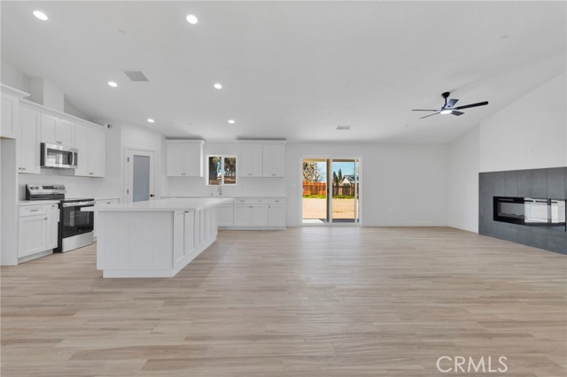 Detail Gallery Image 31 of 52 For 9148 Piedra Ave, Hesperia,  CA 92345 - 4 Beds | 2/1 Baths