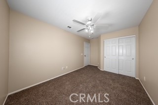 https://media.crmls.org/medias/f987bdeb-7052-422e-874a-e4178220546e.jpg?preset=X-Large