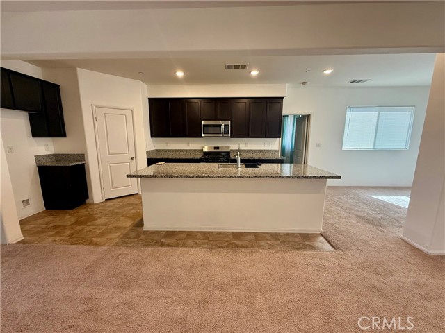 Detail Gallery Image 22 of 53 For 13886 Camino Cinco, Victorville,  CA 92392 - 5 Beds | 4 Baths